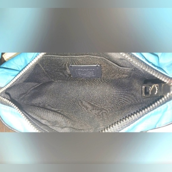 ✨RARE FIND Coach Court Signature Nylon & Leather Colorblock Beltbag! EUC! 💖🤍💙 - Picture 10 of 10